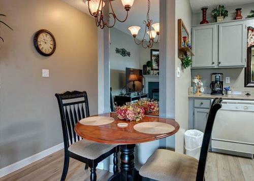 Apartamento Whispering Pines Condos