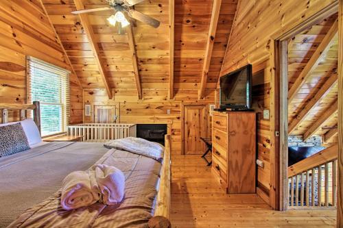 3,500-sq-ft Cabin - Sunrise And Mtn View And Pool Access
