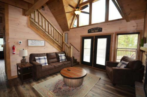 Suite Retreat Near Dollywood