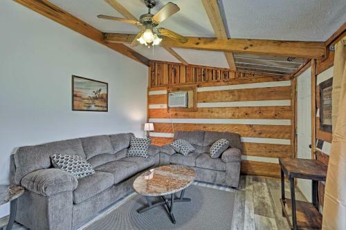 Apartamento Rogersville Barn Apt On 27 Tranquil Acres With Pond!