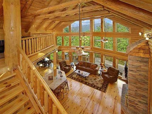 Luvin Logs Lodge