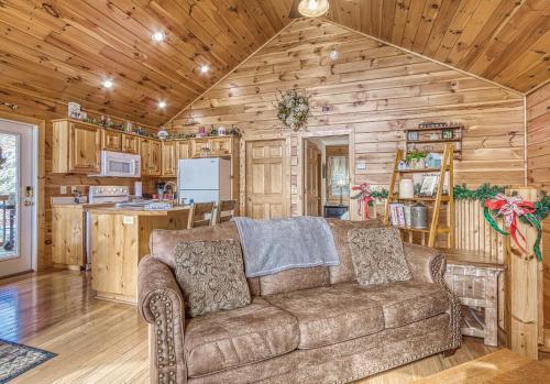 Smoky Mountain Dreamin Cabin