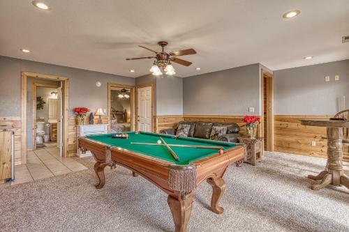 Smoky Mountain Dreamin Cabin