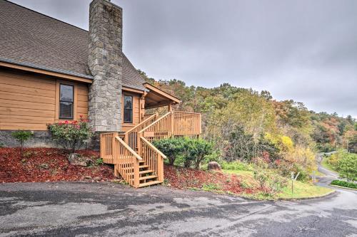 Sevierville Cabin With Deck Near Pigeon Forge!