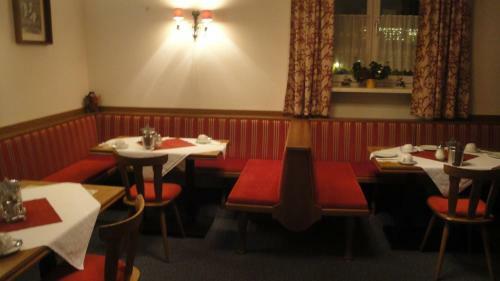Bed & Breakfast Pension Dorfplatzl
