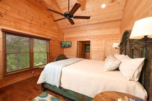 Honey J's Mountain Retreat