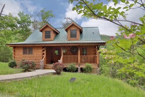 Honey J's Mountain Retreat