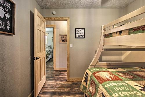 Secluded Cabin With Hot Tub, 3 Mi To Pigeon Forge!