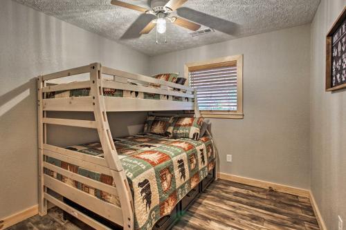 Secluded Cabin With Hot Tub, 3 Mi To Pigeon Forge!
