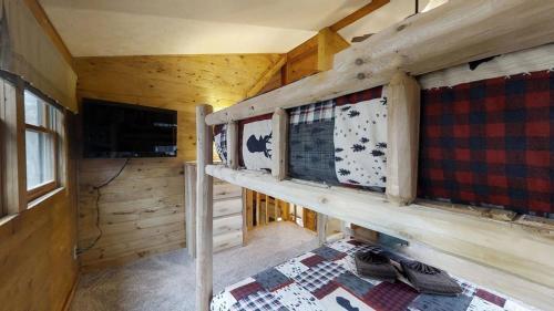 Lazy Bear Cabin Cabin