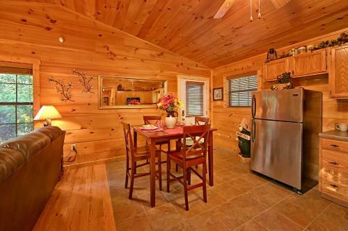 Dream Maker #120 By Aunt Bug's Cabin Rentals