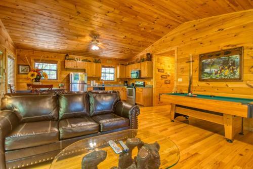 Dream Maker #120 By Aunt Bug's Cabin Rentals