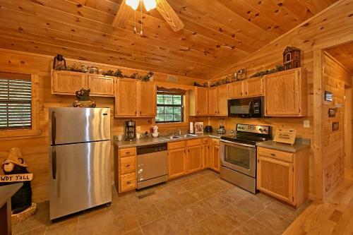 Dream Maker #120 By Aunt Bug's Cabin Rentals