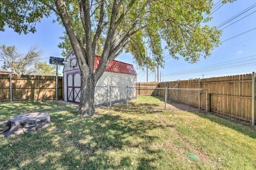 Abilene Home With Bbq And Pvt Yard, 1 Mi To Acu!