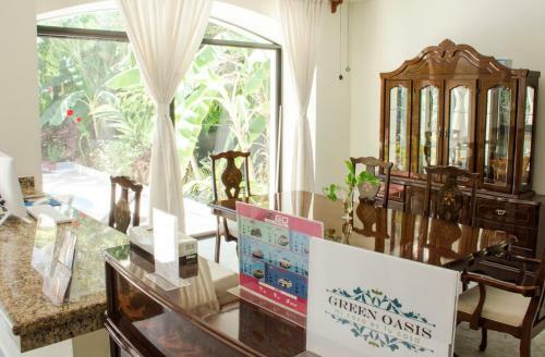 Villa Green Oasis Home Boutique