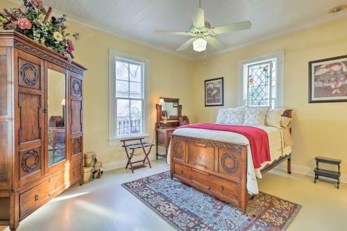 Charming Fredericksburg Home-1 Block From Main St!