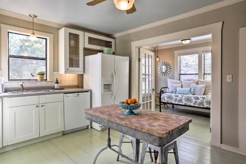 Fredericksburg Cottage With Grill - Walk To Main St!