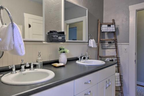 Fredericksburg Cottage With Grill - Walk To Main St!