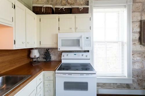 Apartamento Fountain Suite - On Main St - Pet-friendly