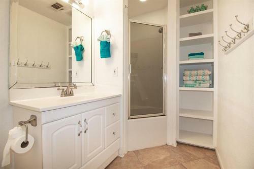 Time And Tide By Ryson Vacation Rentals