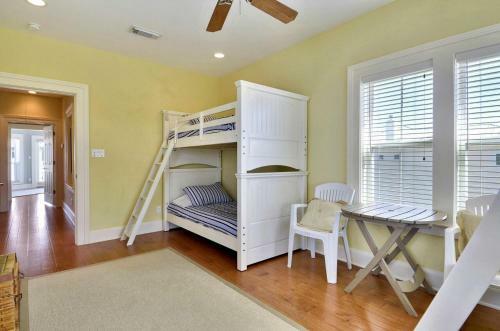 Captain's Retreat By Ryson Vacation Rentals
