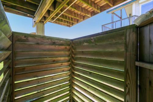 Barefoot Pelican By Ryson Vacation Rentals