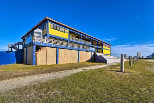 Historic Galveston Apartment - 1 Mi To Beach!