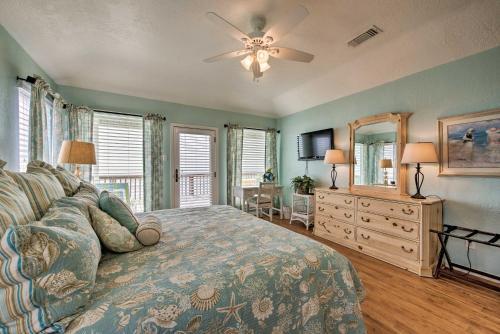 Beautiful Beachfront Galveston Home With Deck!