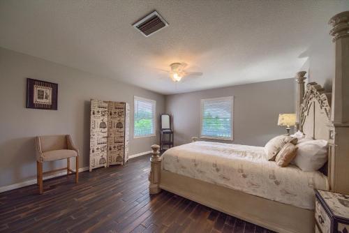 Hill Country Getaway Br 2230b Home