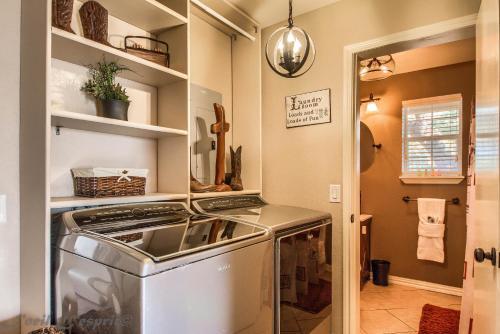 Hill Country Getaway Br 2230b Home