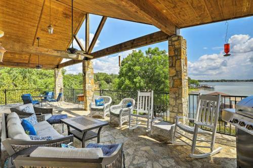 Lakefront Granbury Home With Dock, Decks And Views!