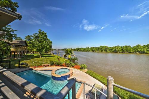 Luxury Home With Pool On San Jacinto Riverfront!