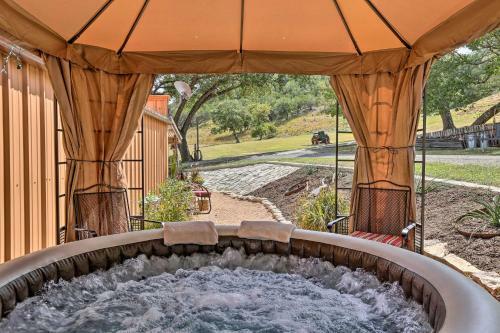 Apartamento Kerrville Studio - Mins To River And Wineries!