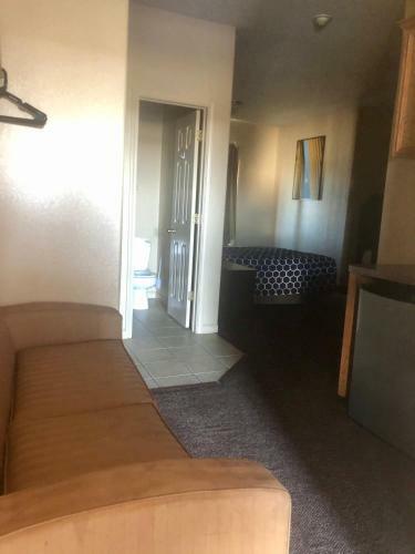 Motel Lone Star Inn & Suites
