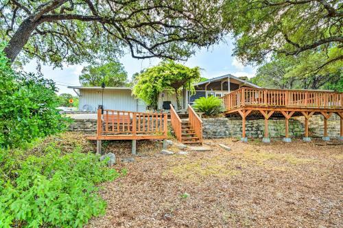 Lago Vista Home With Deck, Fire Pit And Lake Views