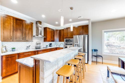 Lago Vista Retreat