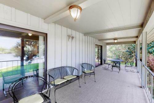Crestwood Acres