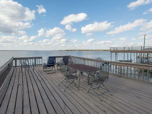 Made For Family Fun! Open Water Beauty