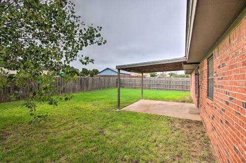 Lubbock Home With Backyard - 6 Mi To Texas Tech