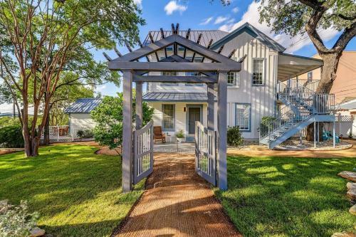 Apartamento Mckenize Guest House: Lbj Suite 1 Bd, 1ba