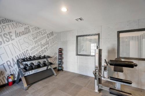 Quaint 1br Midland Getaway And Private Balcony