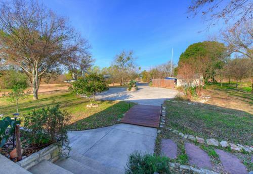 Mesquite Creek Farmhouse