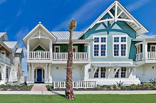 Golf-view Palmilla Beach With Private Garage & Pool Home