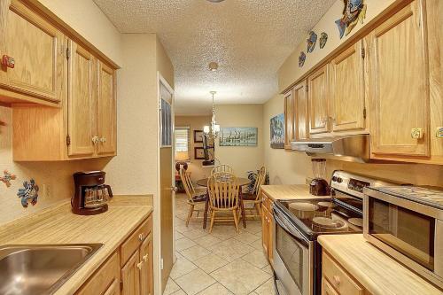Apartamento Courtyard #214 Condo