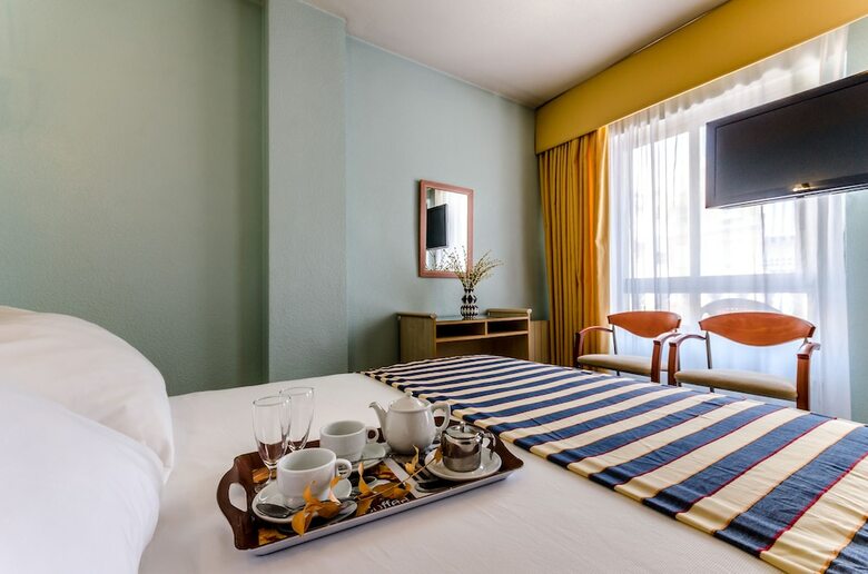 Hotel Mediterr�neo