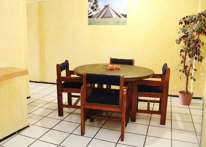 Hotel Suites Elia Noemi