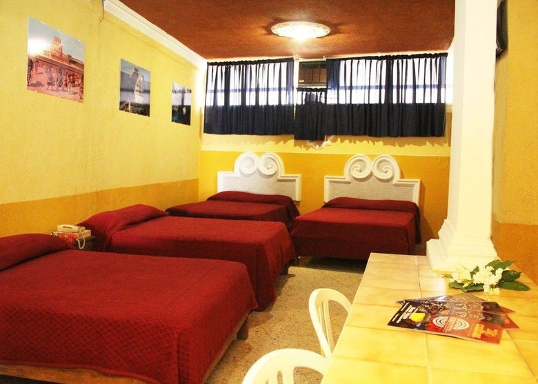 Hotel Suites Elia Noemi
