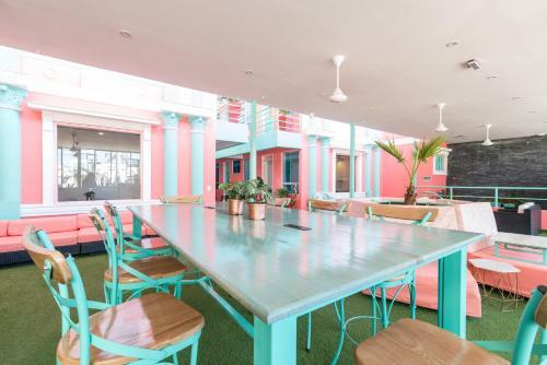 Hostal Flamingo Hostel & Coworking