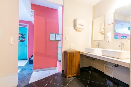 Hostal Flamingo Hostel & Coworking