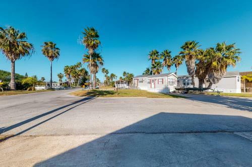 Long Island Village Unit 819 Oyster Island Breeze